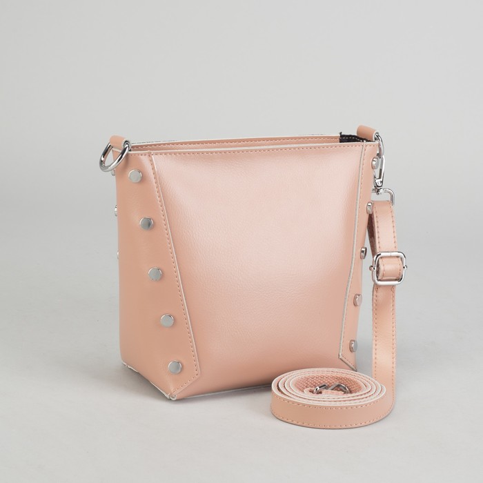 Сумка женская, отдел с перегородкой на молнии, длинный ремень, цвет персиковый