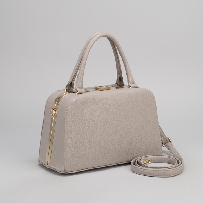 Сумка женская, 2 отдела на фермуаре, наружный карман, длинный ремень, цвет серый