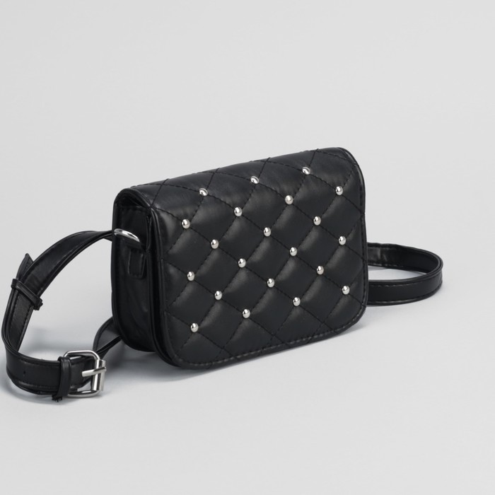 Сумка женская, отдел на молнии, наружный карман, цепь, поясной ремень, цвет чёрный