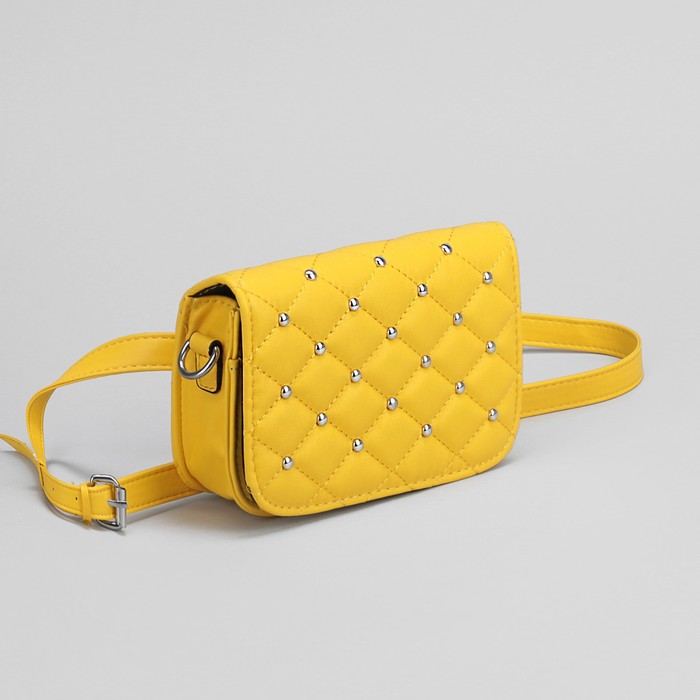 Сумка женская, отдел на молнии, наружный карман, цепь, поясной ремень, цвет жёлтый