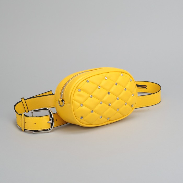 Сумка женская, отдел на молнии, длинная цепь, поясной ремень, цвет жёлтый