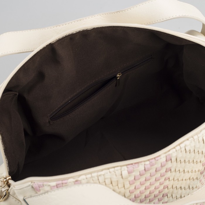 Сумка женская, отдел на молнии, наружный карман, длинный ремень, цвет молочный