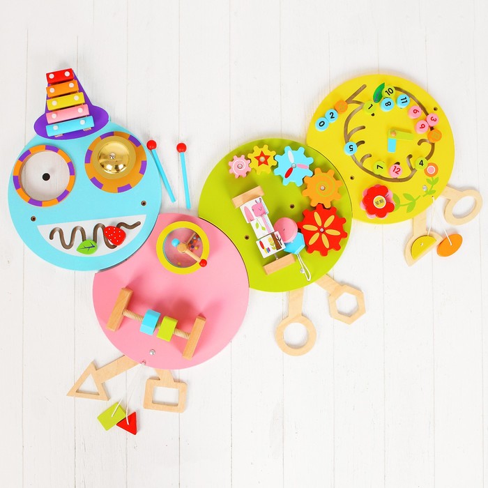 Набор бизибордов "Гусеница", крепится на стену