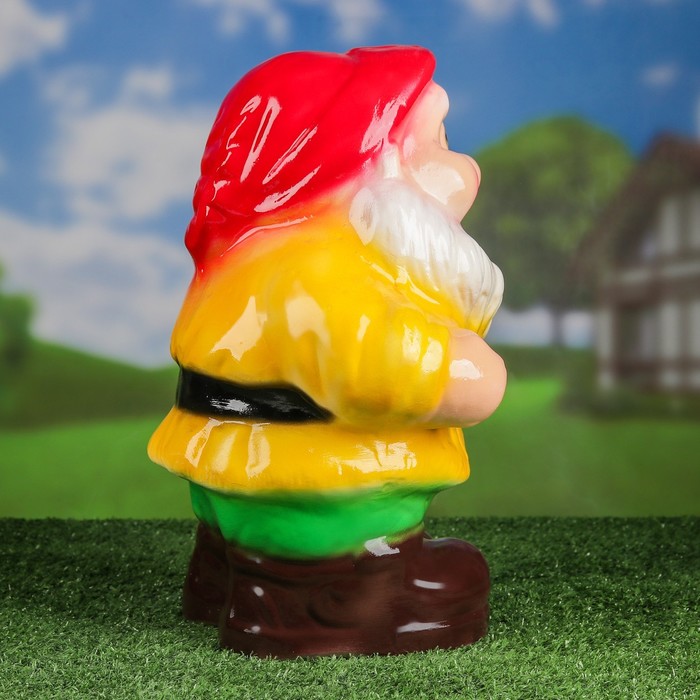 Садовая фигура "Гном с фонарём"