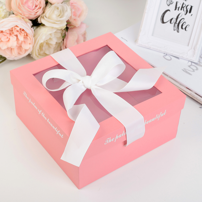 Коробка 23,5 х 23,5 х 11 см