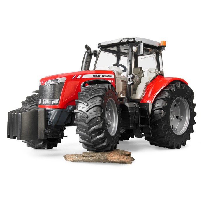 Трактор Massey Ferguson 7600