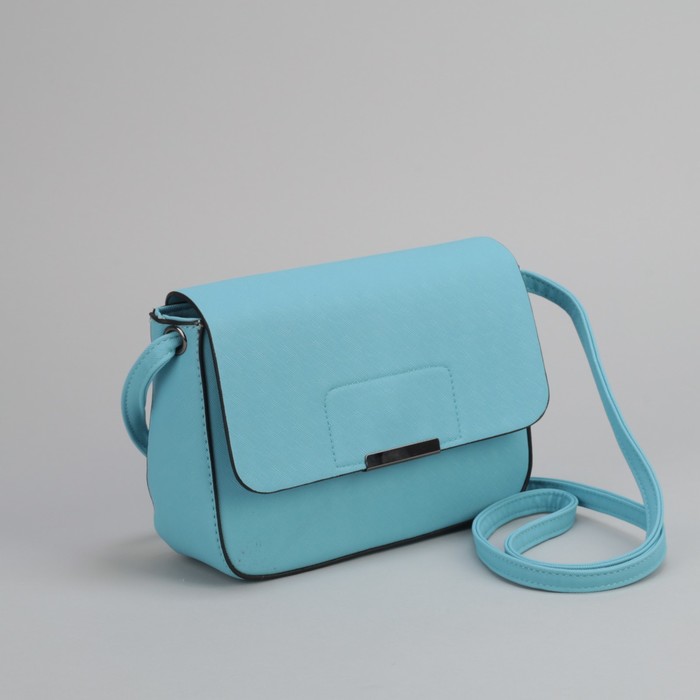 Сумка женская, отдел на молнии, наружный карман, длинный ремень, цвет голубой