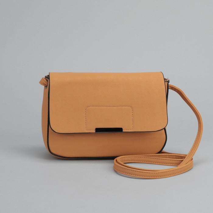 Сумка женская, отдел на молнии, наружный карман, длинный ремень, цвет бежевый