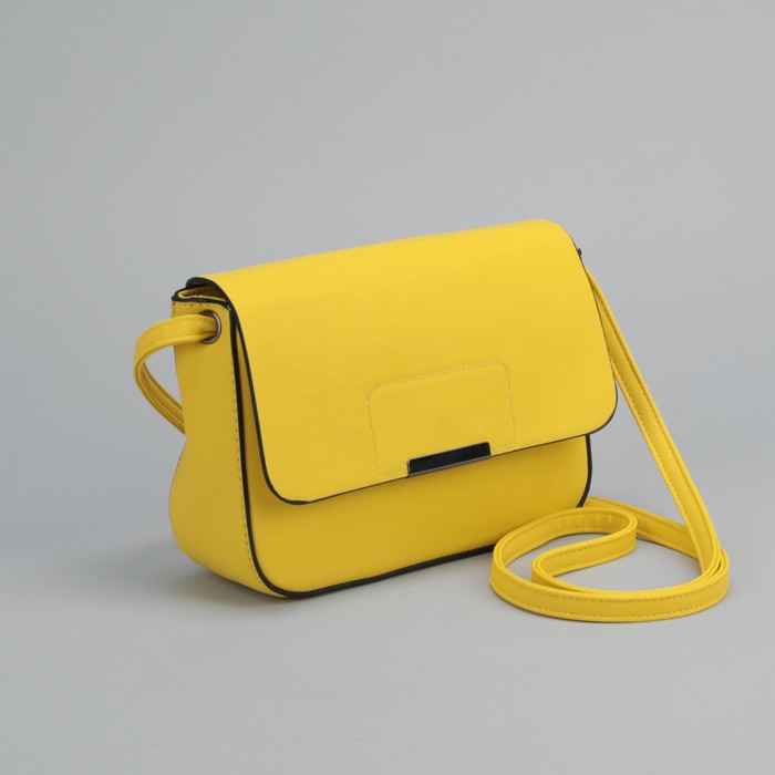 Сумка женская, отдел на молнии, наружный карман, длинный ремень, цвет жёлтый