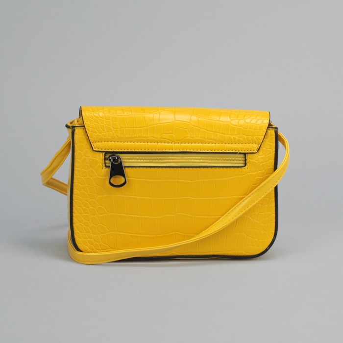 Сумка женская, отдел на молнии, наружный карман, длинный ремень, цвет жёлтый