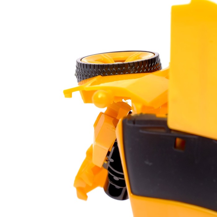 Игровой набор «Трансформеры Автоботы», 2 шт, УЦЕНКА, нет двери у жёлтого трансформера