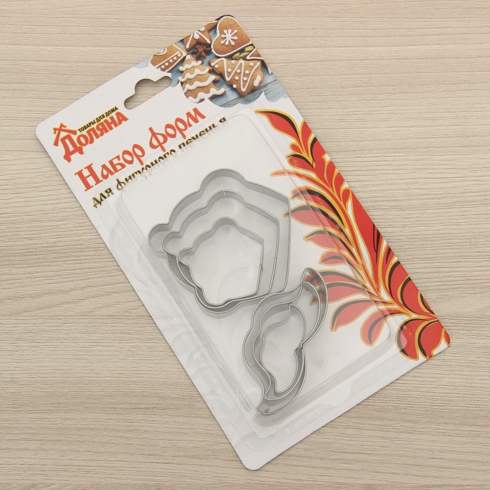 Набор форм для вырезания печенья 6х6х1,5 см "Усы и капкейк", 6 шт