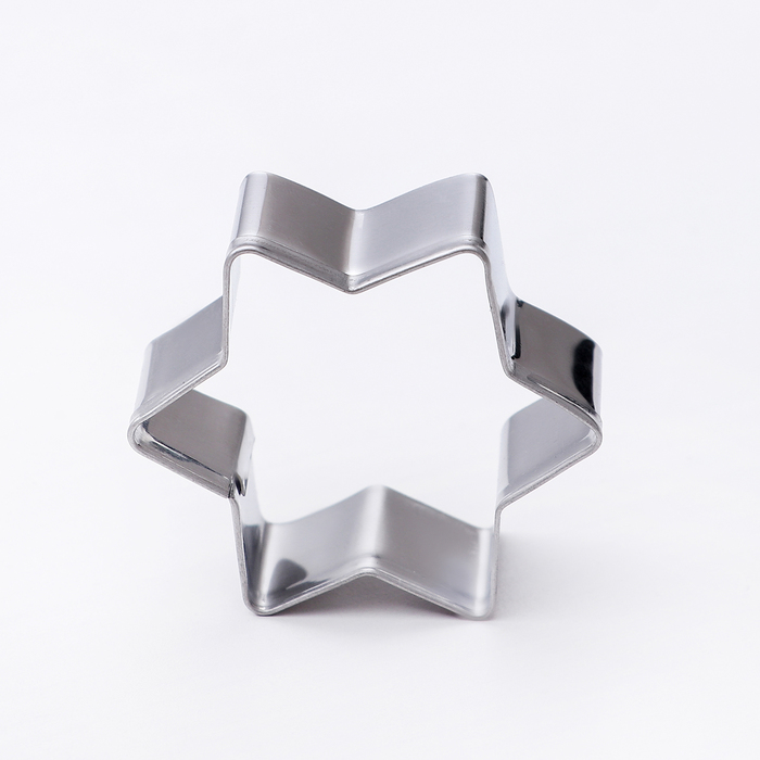 Набор форм для вырезания печенья 4,3х1,5 см "Листик, звезда, корона, сердце", 4 шт