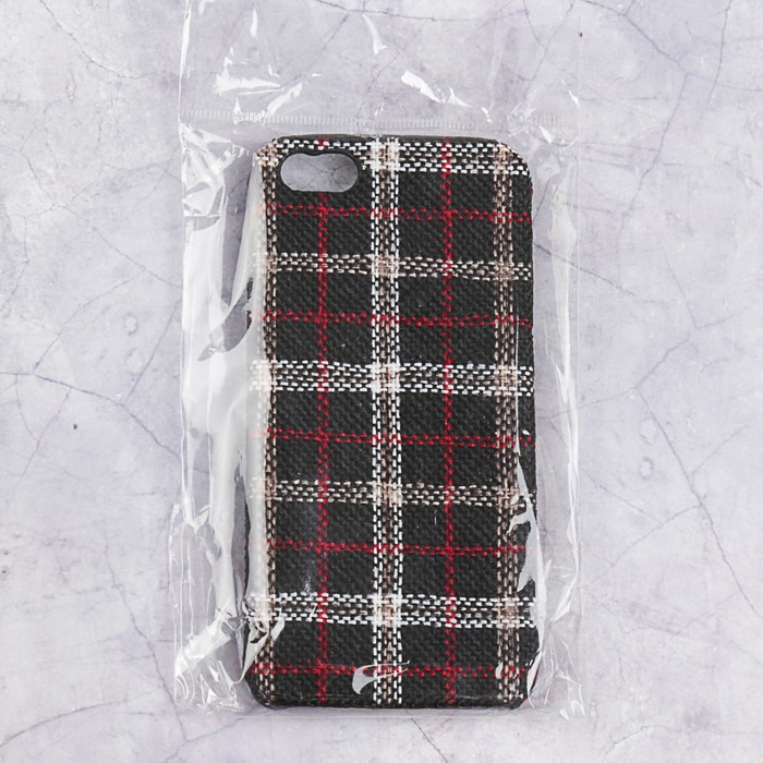 Чехол пластиковый Luazon Клетка для iPhone 5/5s, чёрный