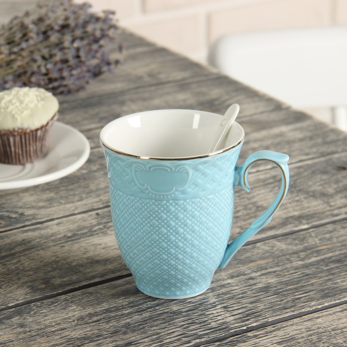 Кружка 300 мл "Сабрина", с ложкой, цвет голубой