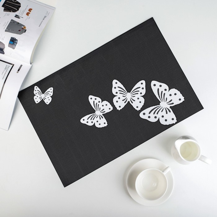 Салфетка кухонная "Бабочки" 45х30 см, цвет черный