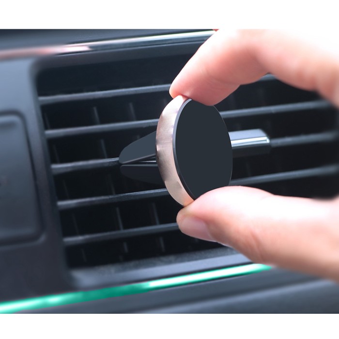 Держатель телефона магнитный в дефлектор