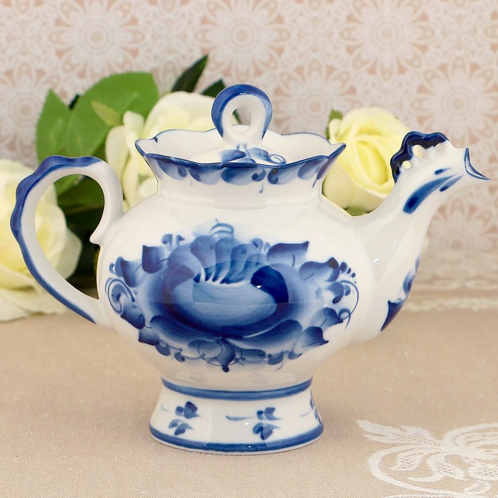 Чайник средний "Подарочный", гжель, фарфор, 2с