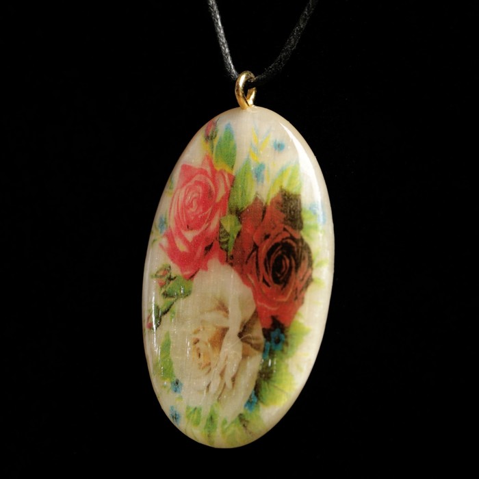 Кулон «Роза», 2,5х4,5 см, селенит