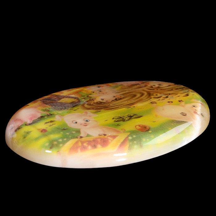 Панно «Поросята - проказники», 8,5х6 см, селенит