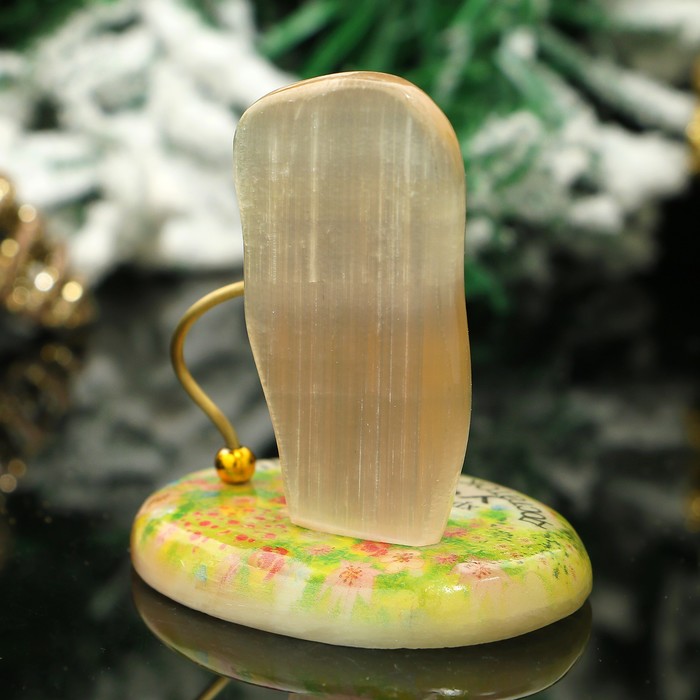 Сувенир «Поросёнок», с колокольчиком, успех, достаток в дом несу, 5,5х4,5х6 см, селенит