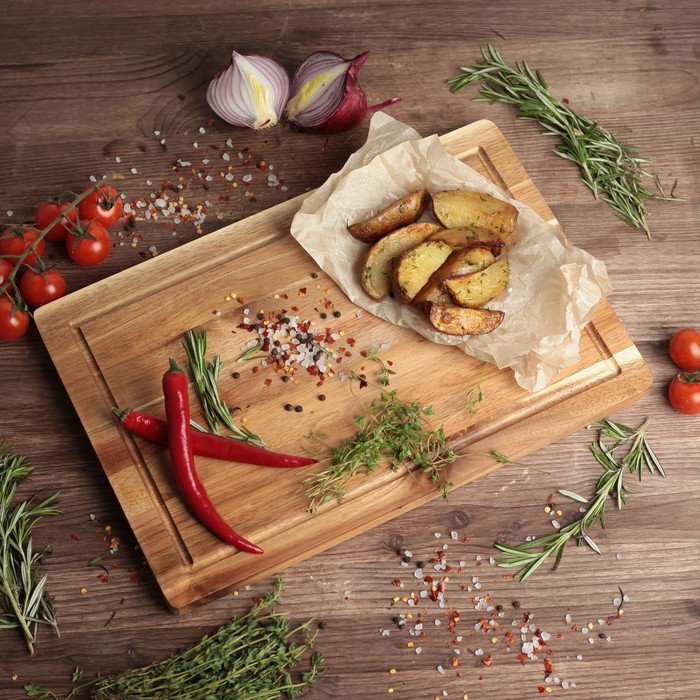 Доска для подачи из акации 38,3 х25,4 х1,9 см УЦЕНКА