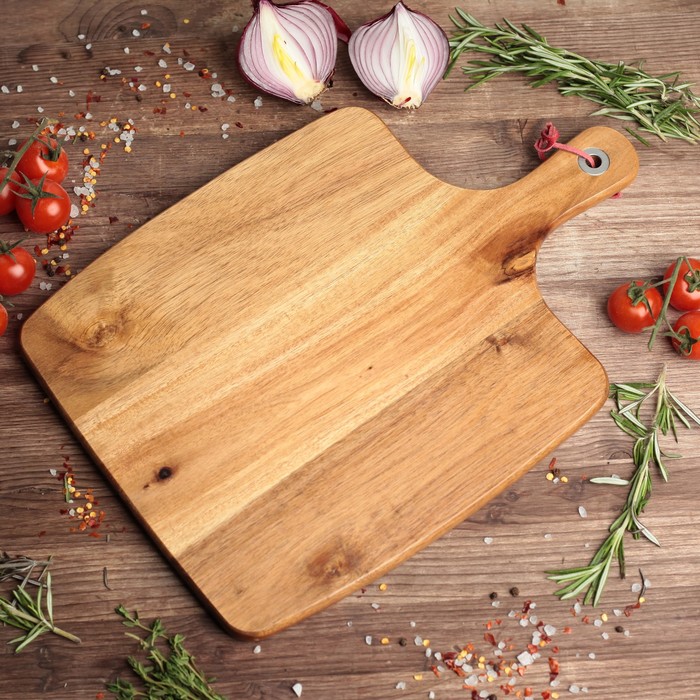 Доска для подачи из акации 39х26,7 х1,5 см УЦЕНКА