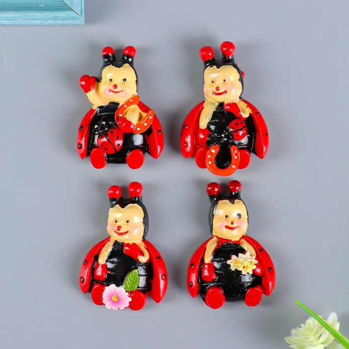 Магнит полистоун "Божья коровка с цветком/подковой" МИКС 6,5х5 см