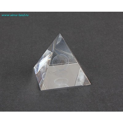 Стекло на пирамидах