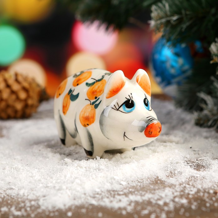 Сувенир "Свинья в апельсинах" фарфор, 11 см