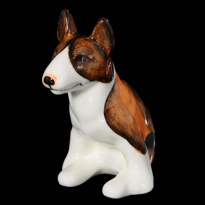 Статуэтка фарфоровая "Бультерьер в стойке. Трёхцветный", 6 см