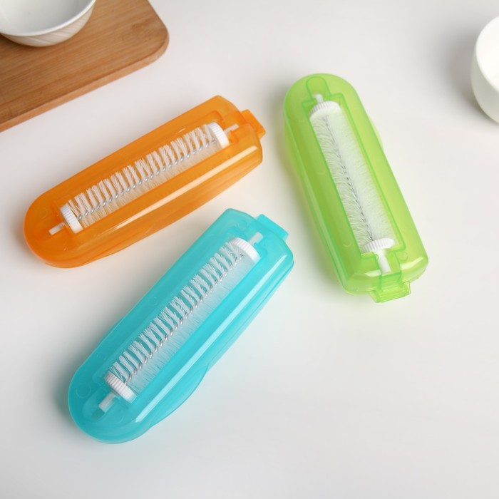 Щетка роликовая для пола, 1 ролик 17х3,5х6 см, цвет МИКС