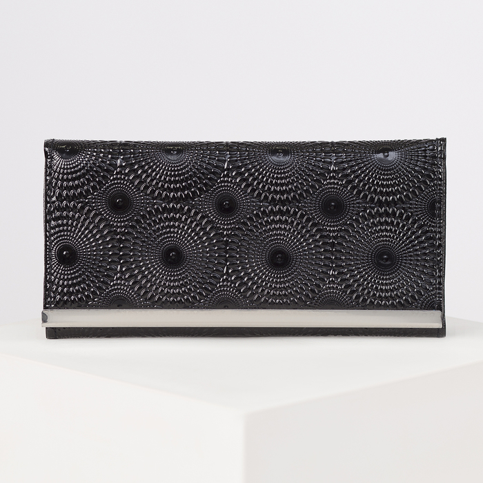 Кошелёк женский, 3 отдела, для карт, на клапане, цвет чёрный