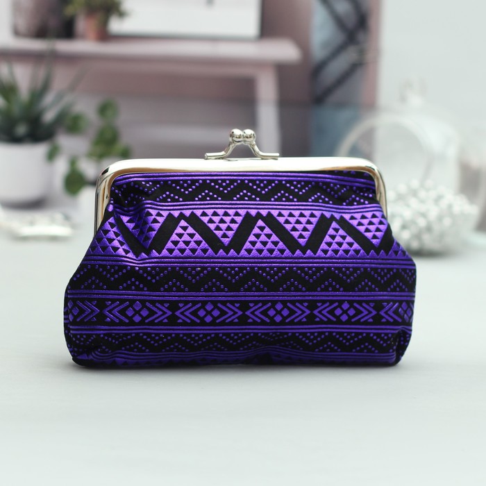 Косметичка-фермуар «Орнамент», отдел на рамке, цвет фиолетовый
