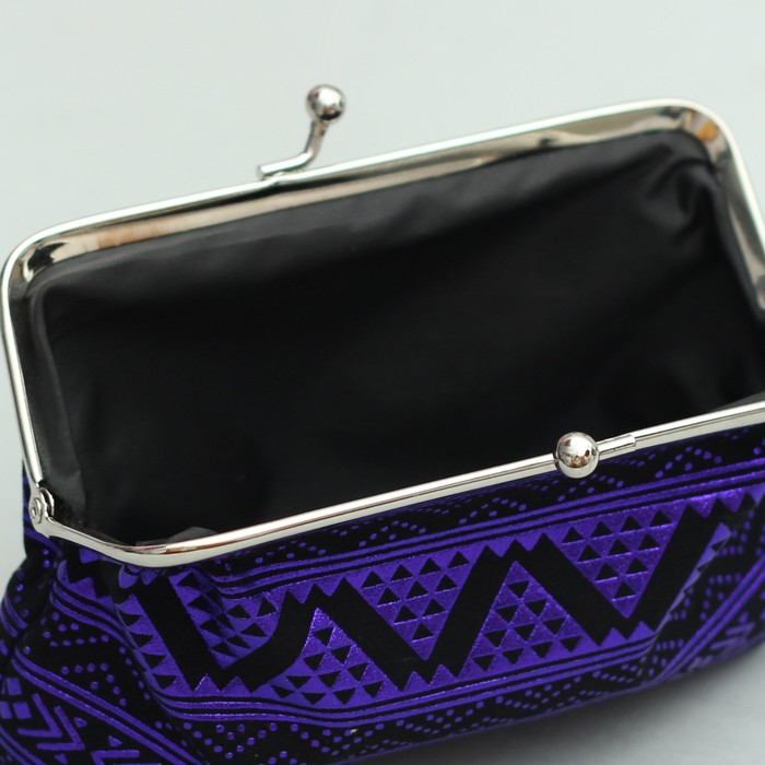 Косметичка-фермуар «Орнамент», отдел на рамке, цвет фиолетовый