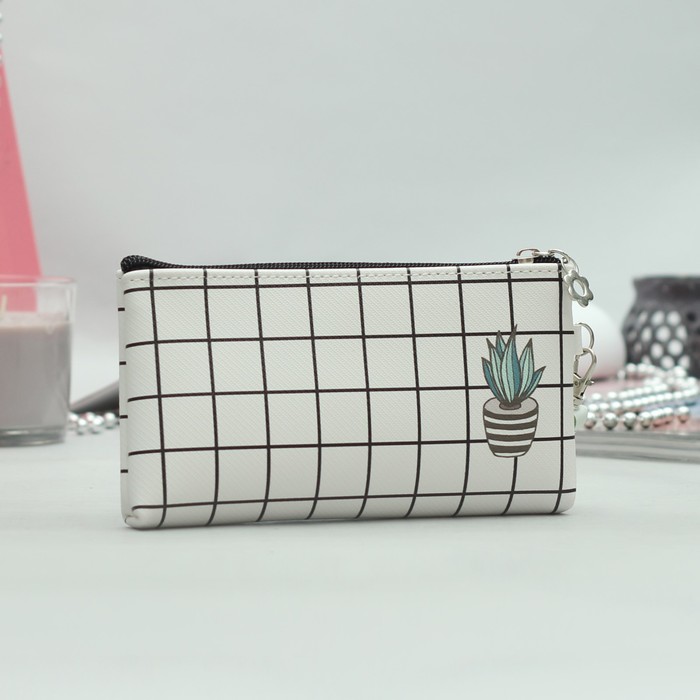 Косметичка простая "Кактусы", отдел на молнии, ручка, цвет белый