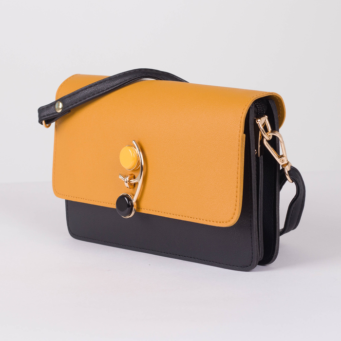 Сумка женская, 3 отдела на молниях, регулируемый ремень, цвет чёрный/жёлтый