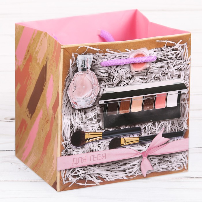 Подарочный Пакет «Женские штучки», 12 × 12 × 12 см