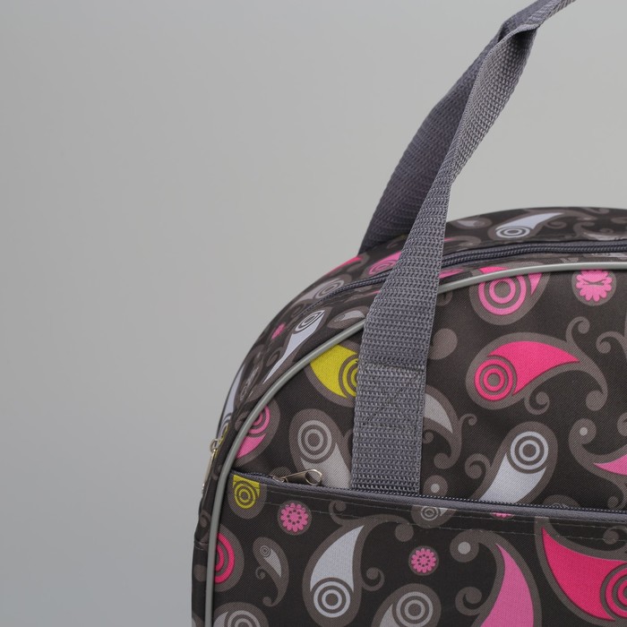 Сумка дорожная «Перья», отдел на молнии, наружный карман, цвет чёрный