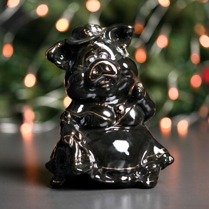 Копилка "Свинка-барышня",черная, глянец 3