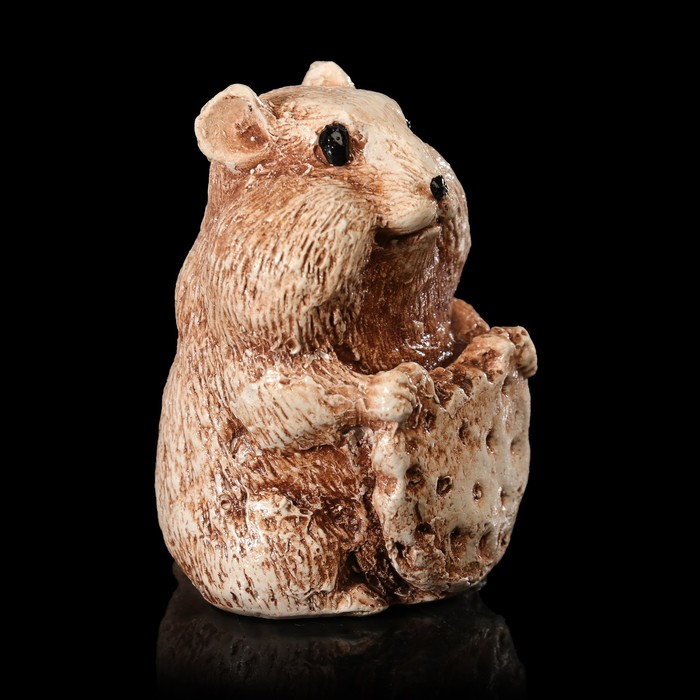 Сувенир гипс "Хомяк с сыром" 5 см