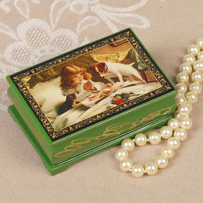Шкатулка «Молитва» зелёная, 6×9 см, лаковая миниатюра
