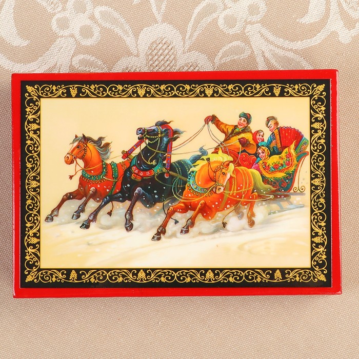 Шкатулка «Гуляния», красная, 11×16 см, лаковая миниатюра