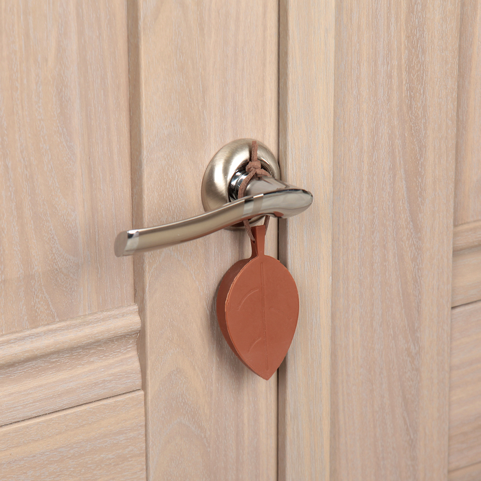 Стопер для дверей "Лист" 9х4,3х1,5 см, цвета МИКС