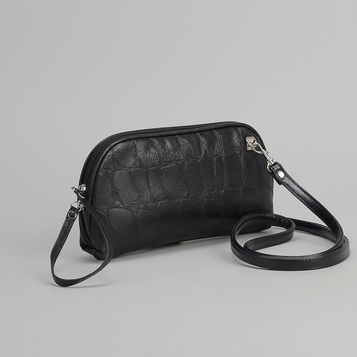 Сумка женская, отдел на молнии, длинный ремень, цвет чёрный