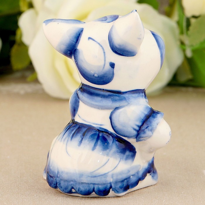 Сувенир «Свинка Шалунья», 11 см, гжель