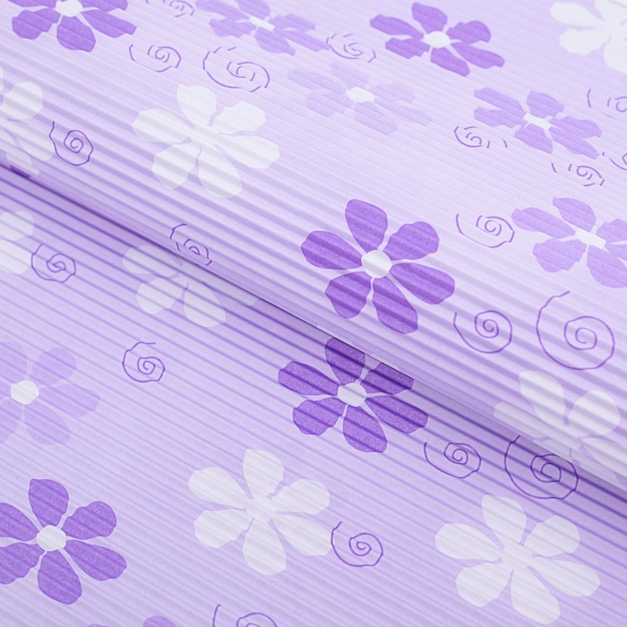 Бумага гофрированная "Ромашки на сиреневом", 50 х 70 см