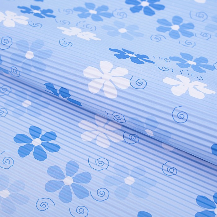 Бумага гофрированная "Ромашки на светло-голубом", 50 х 70 см