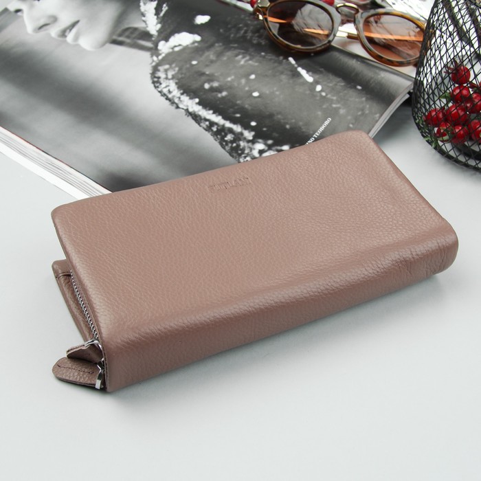 Кошелёк женский, 2 отдела на молниях, хлястик, цвет пудровый