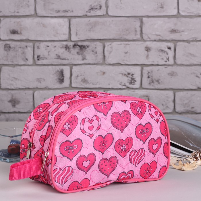 Косметичка дорожная «Сердечки», отдел на молнии, цвет розовый